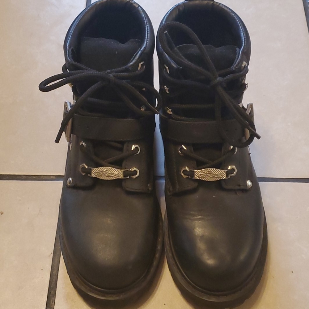 Motorcycle boots